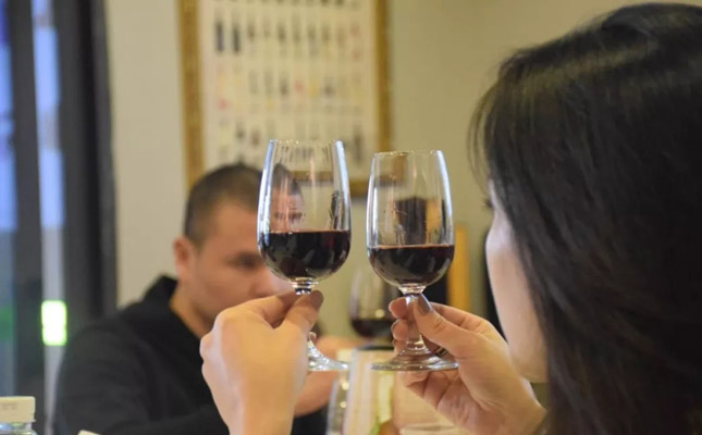進(jìn)口紅酒一手貨源 進(jìn)口紅酒一手貨源