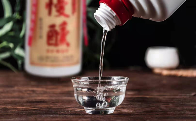 首屆中國白酒酒體設(shè)計(jì)大賽湖南選拔賽暨湖南省品酒大師競賽 首屆中國白酒酒體設(shè)計(jì)大賽湖南選拔賽暨湖南省品酒大師競賽