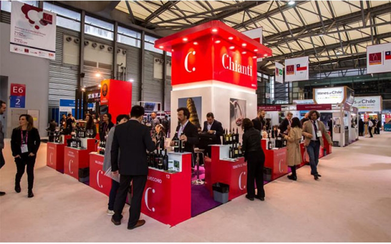 2021年全球首場(chǎng)高端酒展在廣州舉行